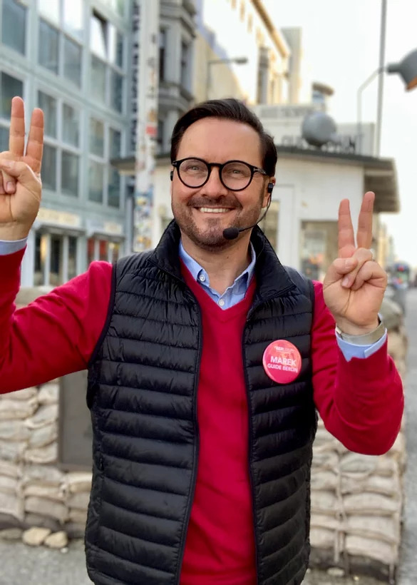 6307f5_388865280307440e866f7c0ca2805823_mv2